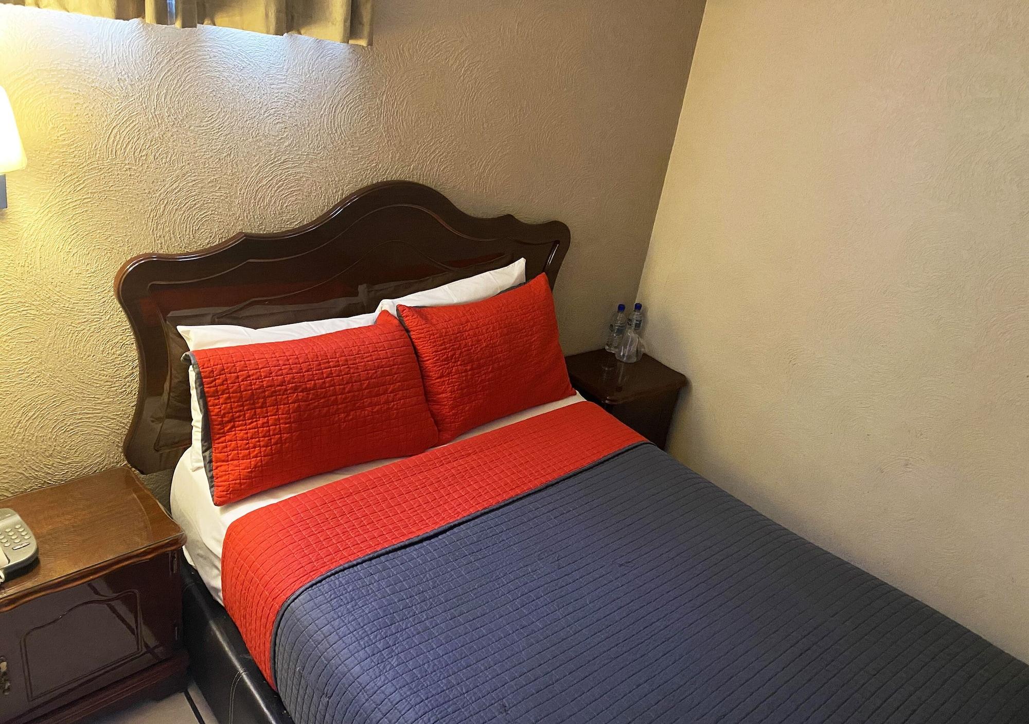 Diana Del Bosque By Dot Urban Hotel Morelia